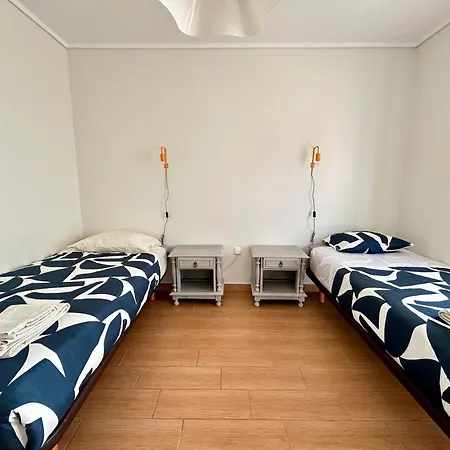 Apartmán Modern & Comfy - 4min Walk, Balcony, 3 Bedroom Gafanha da Nazaré