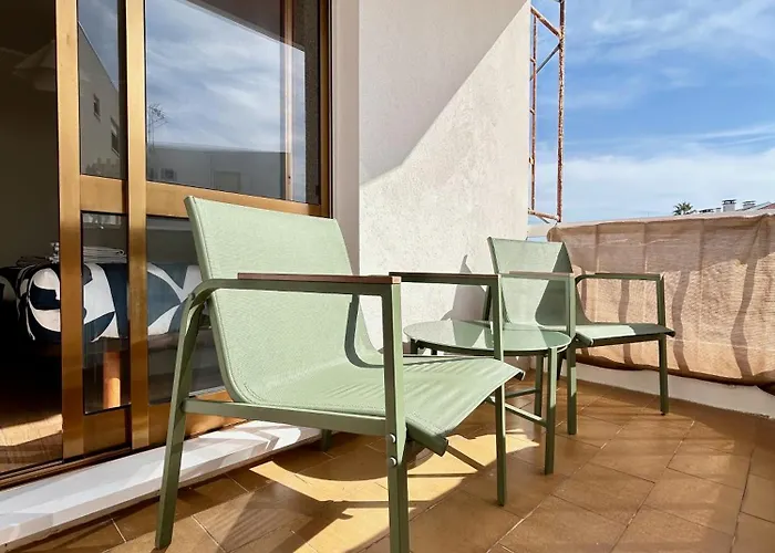 Modern & Comfy - 4min Walk, Balcony, 3 Bedroom * Gafanha da Nazaré